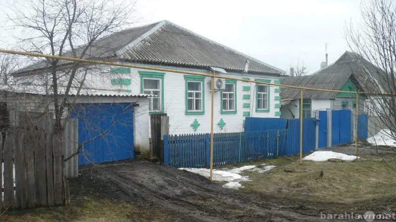 Загородный дом для пмж. Авито дом 500000 рублей. Авито дом 500000 рублей. Авито дом 500000 рублей. Дом за 500000 рублей.