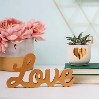 I stand love