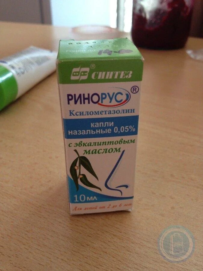 Ринорус капли 0.1. Ринорус с эвкалиптовым маслом. ринорус 0,05. ринорус 0.5 капли. капли с маслом эвкалипта ринорус.