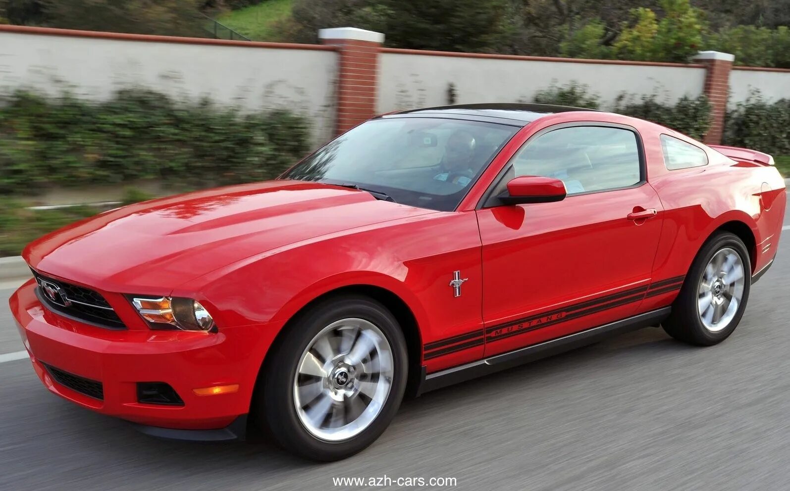Мустанг длина. Форд мустанг. Форд мустанг shelby 2020. Ford mustang gt 2005-2009. Мустанг длина.