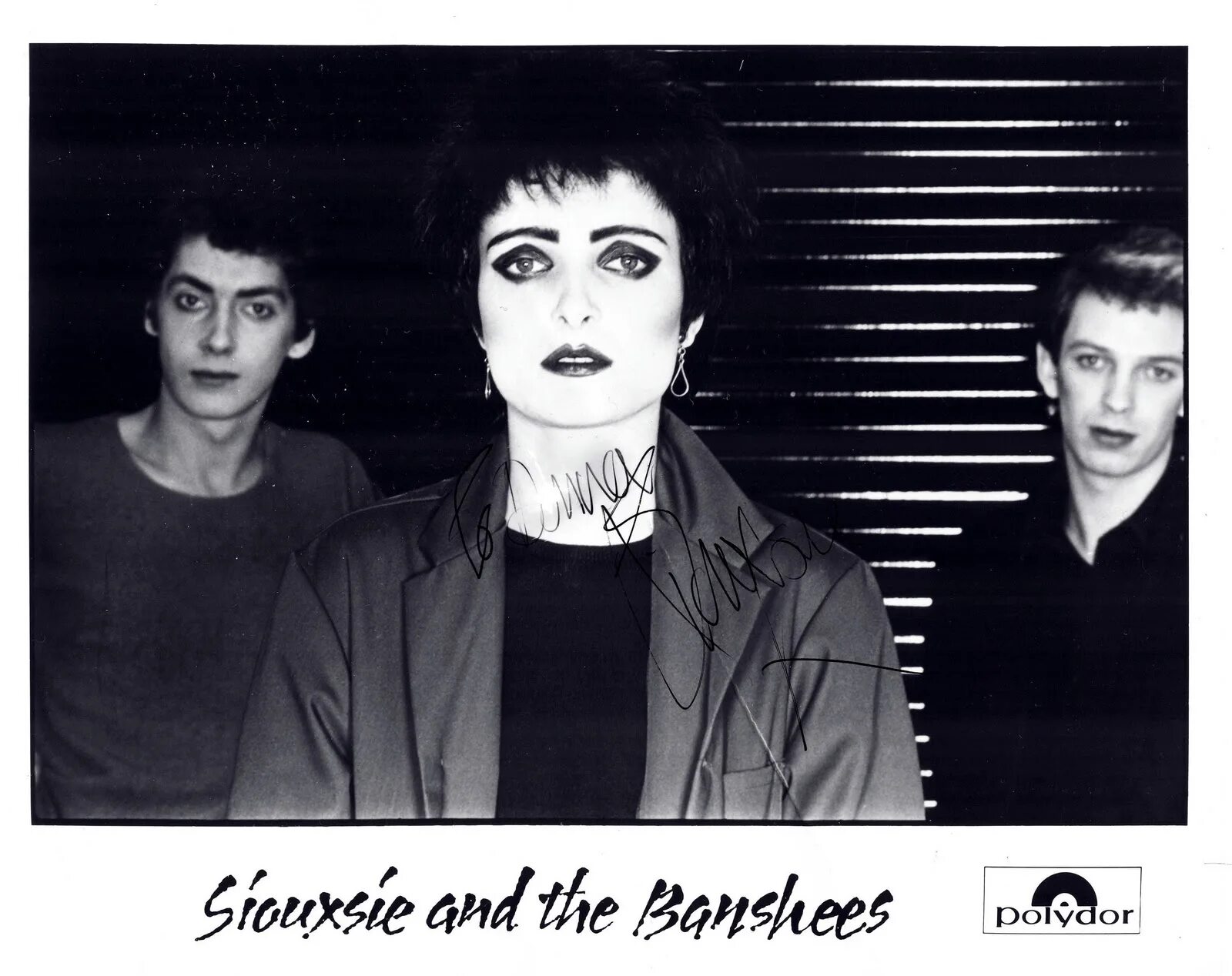 Группа jigsaw feeling. Siouxsie and the Banshees. Siouxsie and the Banshees - Spellbound. Siouxsie and the Banshees Летов. Masquerade Siouxsie.