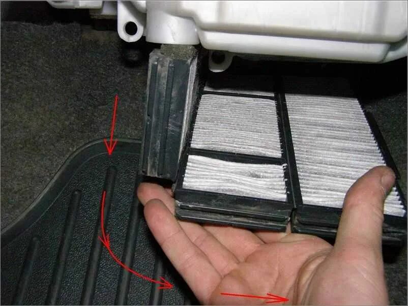 Салонный фильтр что делает. Салонный фильтр рено сандеро 1. Тойота каролла 2 салоный фильтр. Салонный фильтр хавал н6. Хендай акцент 2008 салонный фильтр.