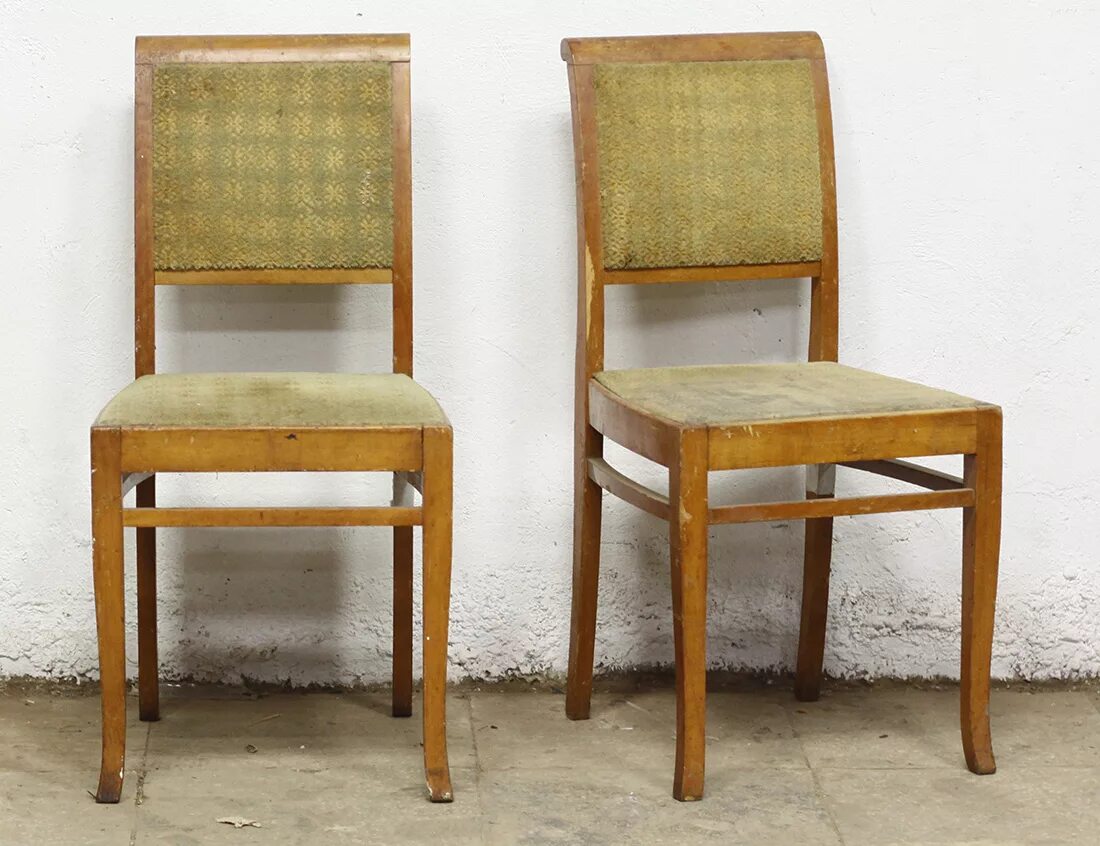 Старый стул. Антикварные стулья. Старинные Антикварные стулья. Антикварная табуретка.