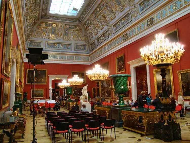 Pianissimo эрмитаж. большой итальянский просвет в эрмитаже.