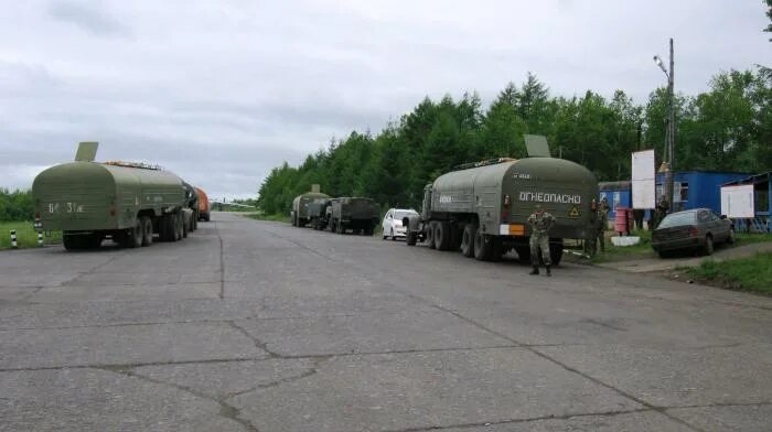 База горючего. Военные ГСМ. База ГСМ. Лаборатория ГСМ.