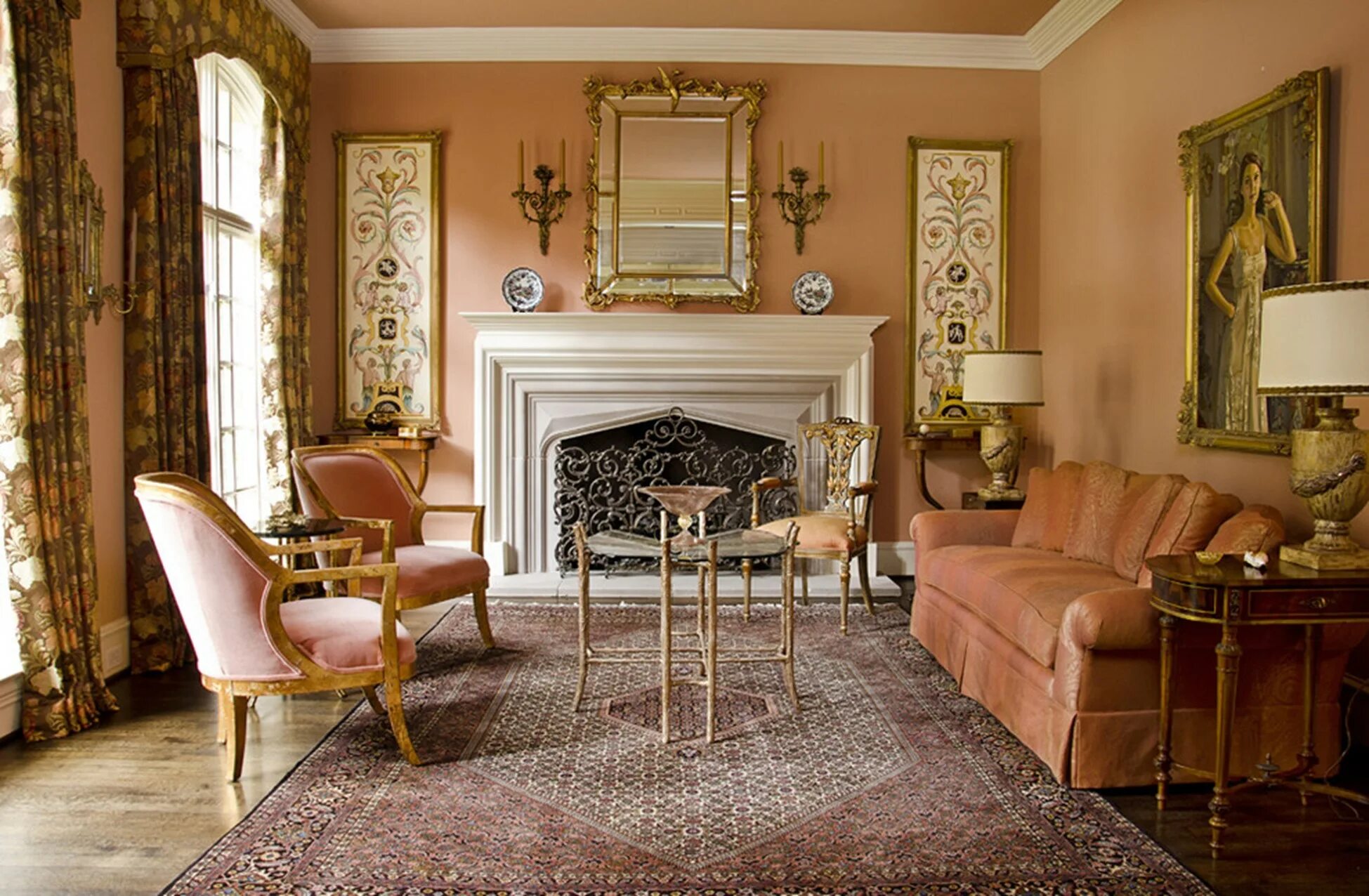 Дом золотого цвета. Мебель в стиле бидермейер. Рококо Викторианский стиль. Бидермейер стиль в интерьере. Интерьер рококо гостиная.