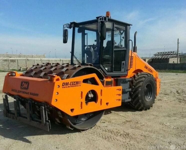 Фронтальный погрузчик dm-34. Каток грунтовый dm-617. Каток грунтовый dm-617. Каток дорожный грунтовый dm-617. Каток дм 614.