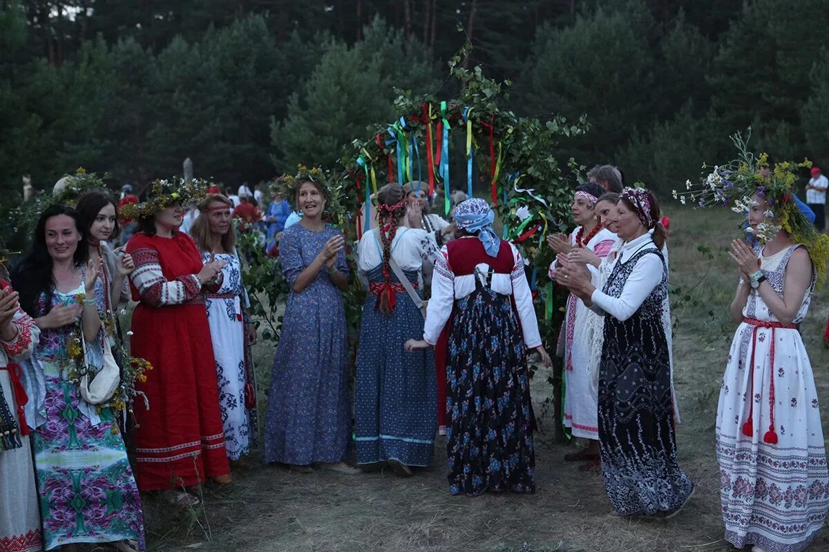С праздником ивана купала. С праздником ивана купала. Купальская ночь 2022. Купала суздаль. С праздником ивана купала.