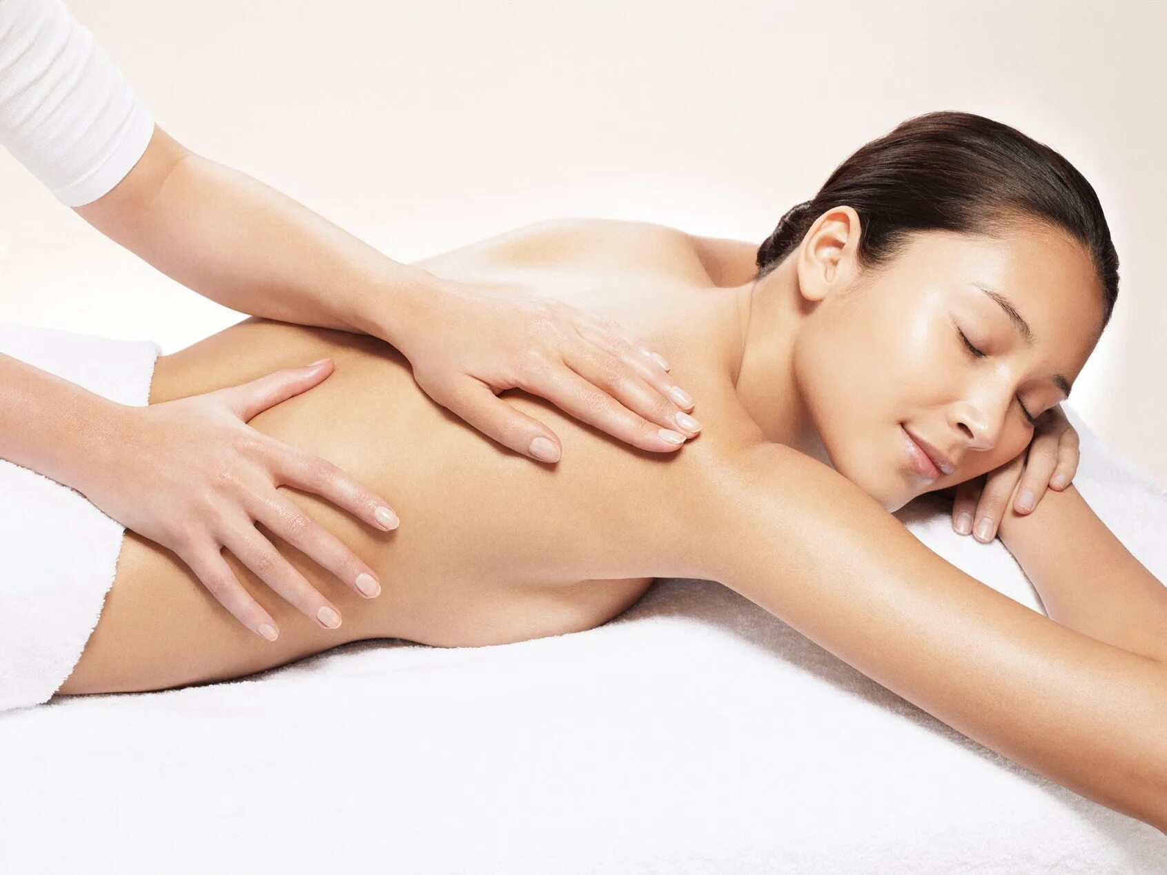 Massage session. Классический массаж. Классический массаж тела. Общий массаж тела. Ручной массаж.