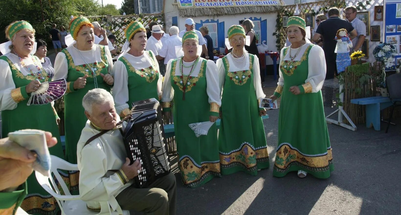 Новопокровский район РДК. Новопокровский район культура. Праздник урожая Новопокровская Краснодарский край. Станица Ильинская Новопокровский район. Станица новоивановская краснодарский край новопокровский