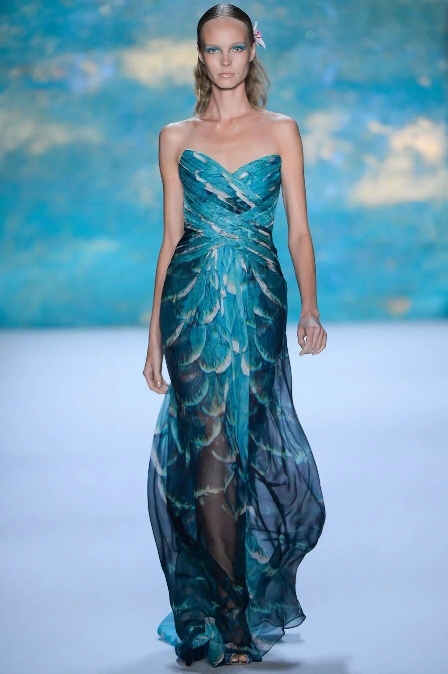 Sea collection. Monique lhuillier платья вечерние. Дизайнерские платья.