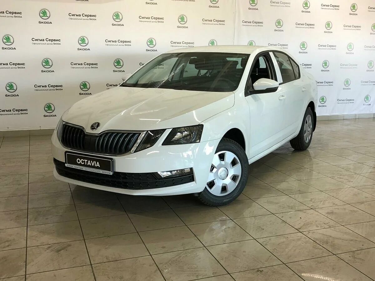 Skoda Octavia a7 Рестайлинг белая. Skoda Octavia III 1.6 at (110 л.с.) белый с пробегом. Авито шкода купить спб