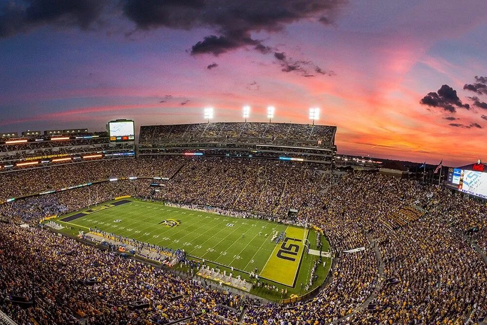 Стадион перевод. Tiger Stadium (LSU). Race City Sports Stadium. Стадион смешные фото. Eye catching shows on Stadium.