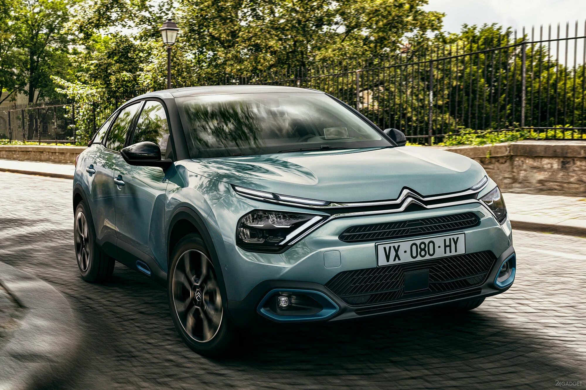 Citroen c5 aircross 2021. Citroen ds6. Ситроен хэтчбек 2021. Новый ситроен. Citroen c5 aircross hybrid.