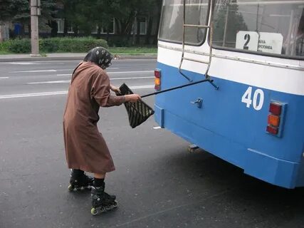 Бабка в автобусе прикол