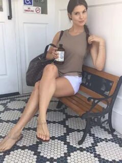 Amanda foot