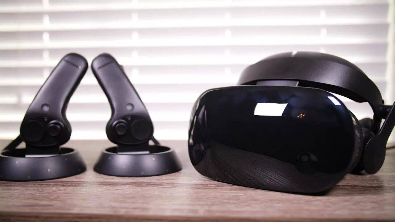 Samsung odyssey plus vr. Head mounted display, hmd самсунг. Шлем с дисплеем (head-mounted display - hmd). Окулус шлем виртуальной реальности. Valve vr kit.