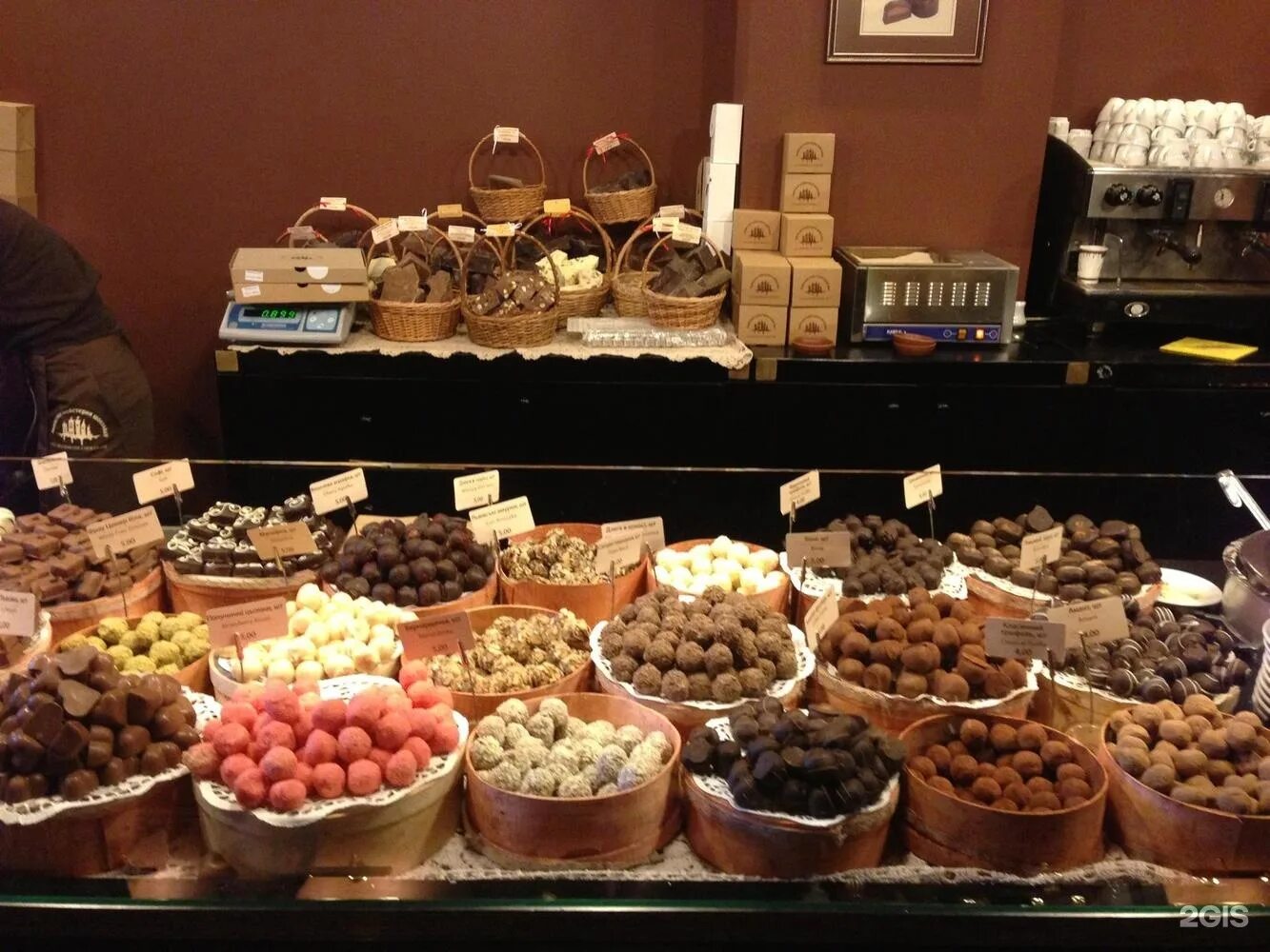 шоколадные мануфактуры корнилов екатеринбург. екатеринбург открытка. магазин шоколада екатеринбург. шоколадка екатеринбург. интернет магазин шоколада.