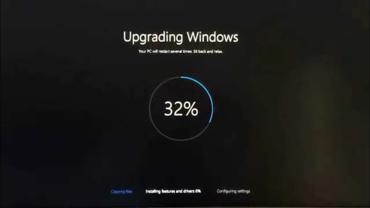 Loading operating system windows. Обновление windows 10. загрузка обновления. картинка обновление windows 10. экран обновления виндовс 10.