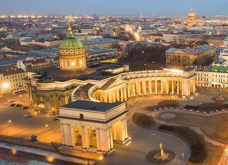Куда сходить в центре питера