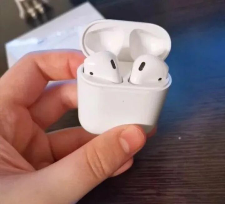 Airpods pro premium. Аирподсы 2. Айрподс 2 премиум. AIRPODS 2 премиум. Аирподс 2 реплика.