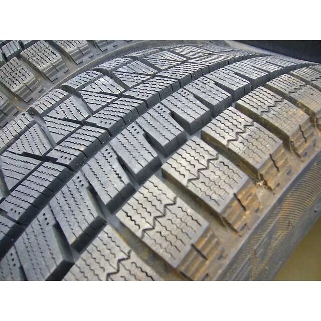 Шины blizzak. Bridgestone blizzak revo gz 205 55 r17. bridgestone blizzak revo gz 205/55 r16. bridgestone blizzak revo gz 215/65. bridgestone blizzak revo gz 215/55 r16 93s.