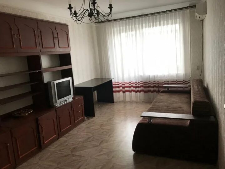 жилье в таганроге. квартиры в таганроге. однокомнатная квартира таганрог. таганрог квартиры. квартира на шаумяна 5 таганрог 2 этаж.