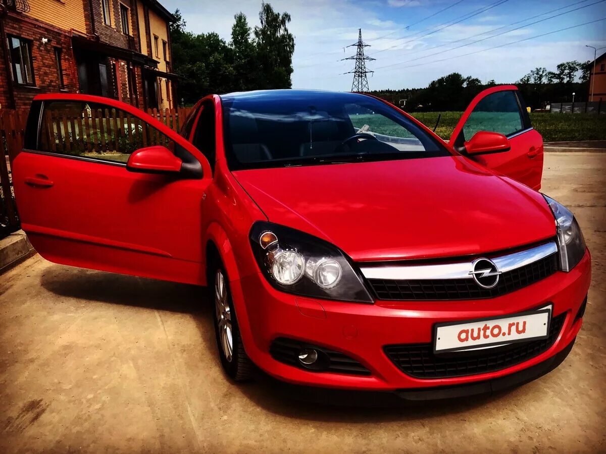 Red astra. Opel astra gtc 2010. opel astra h gtc 2010. astra opel 2010 красная.