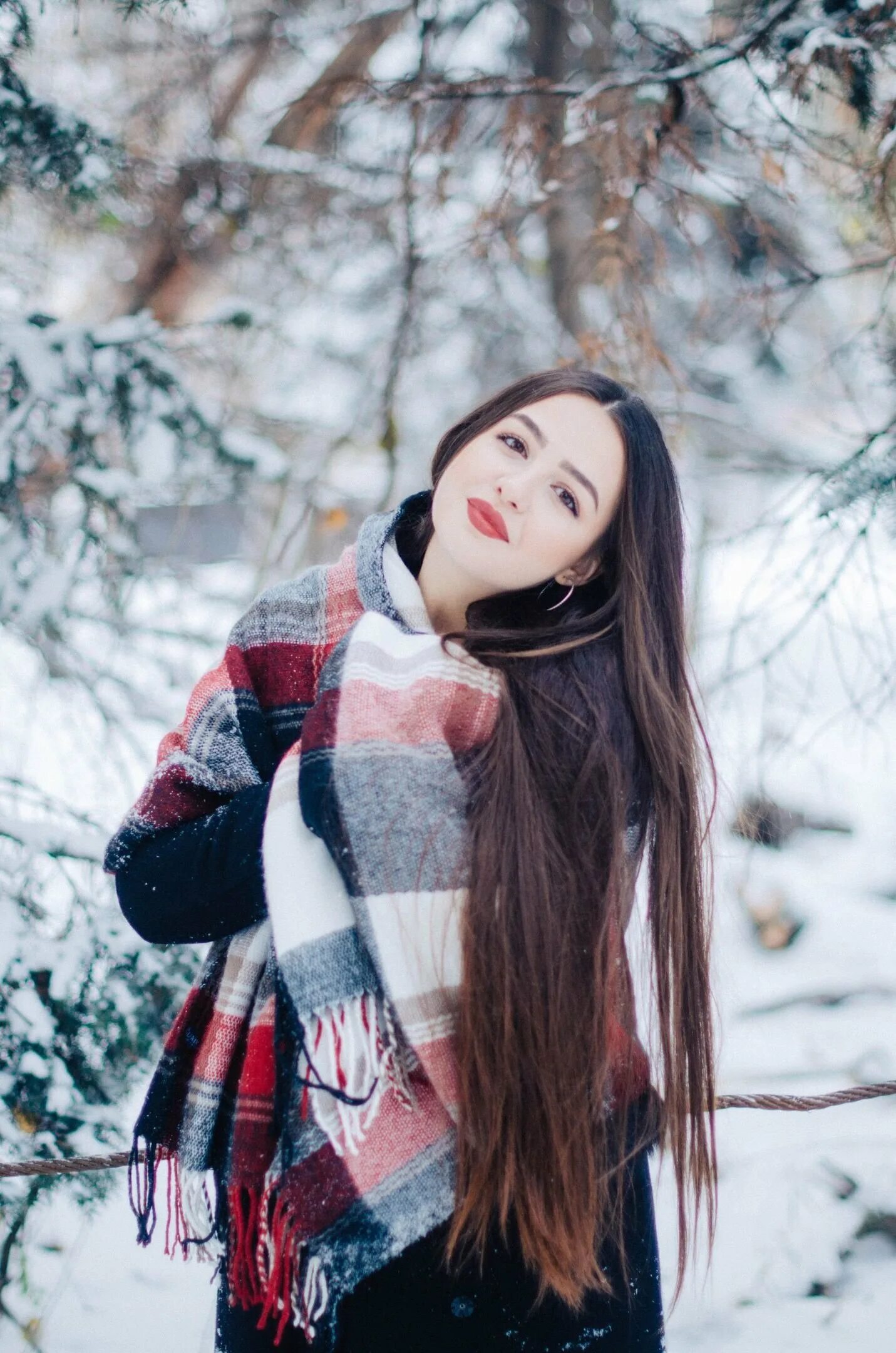 фото идеи для фотосессии зимой. фотосессия зимой на улице. зимние фотосессии девушек. зимняя фотосессия на улице. зимняя фотосессия на улице.