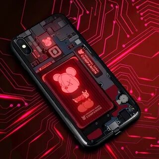 Телефон светится