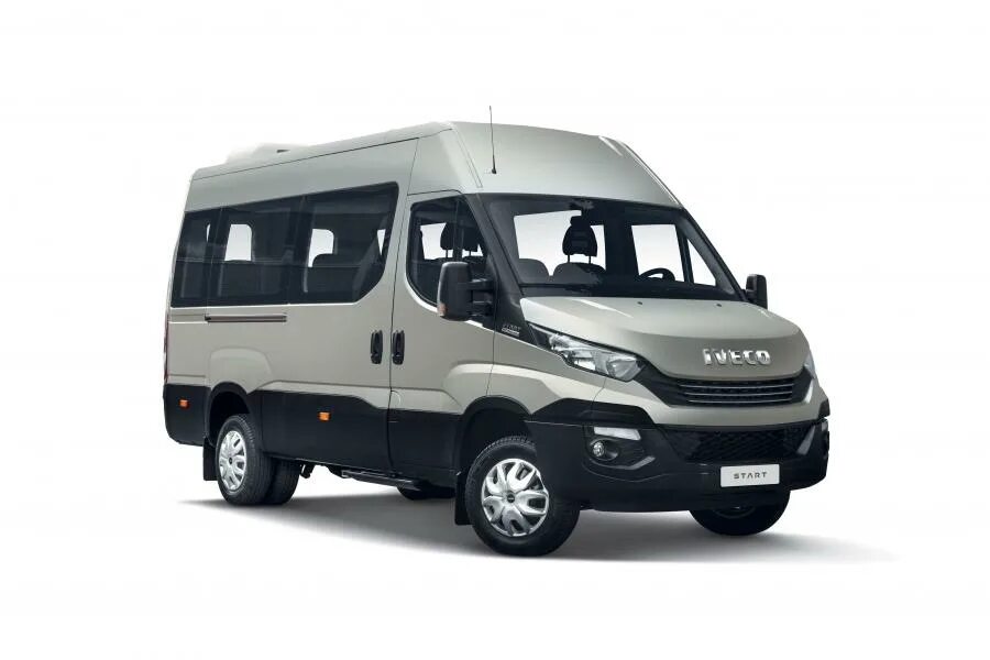 Daily start. Ивеко Daily 2017. Ивеко Дейли минибус. Пассажирский Iveco Daily 2014. Iveco Daily 2016.