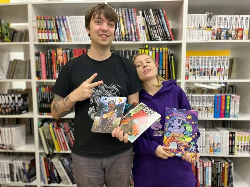 гик центр. музей комиксов в москве. чук и гек магазин комиксов. магазин комиксов в иркутске. антикафе магадан бэкстейдж.