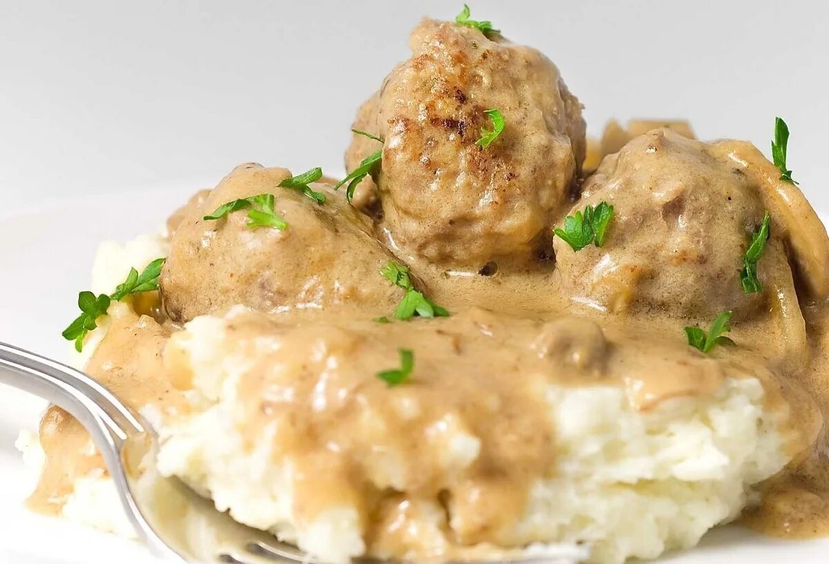 Курица со сливками и пюре