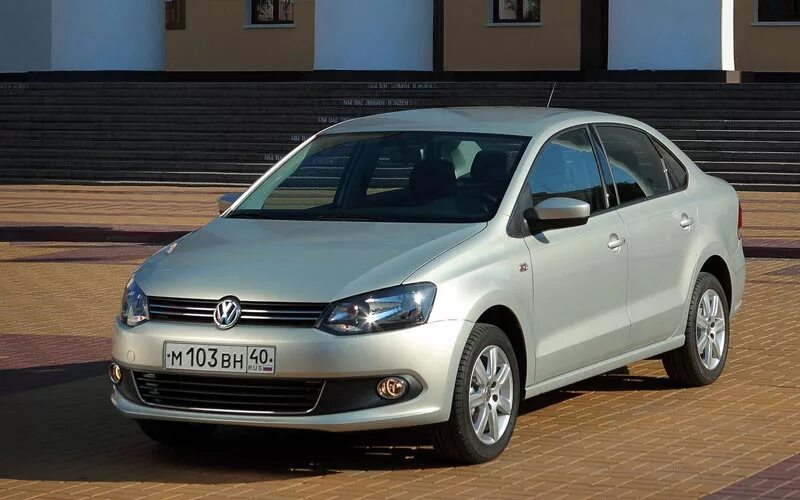 Volkswagen polo sedan (2010). Фольксваген поло 2011г. Поло 13 года. Volkswagen polo 5 седан. Фольксваген поло 10 год.
