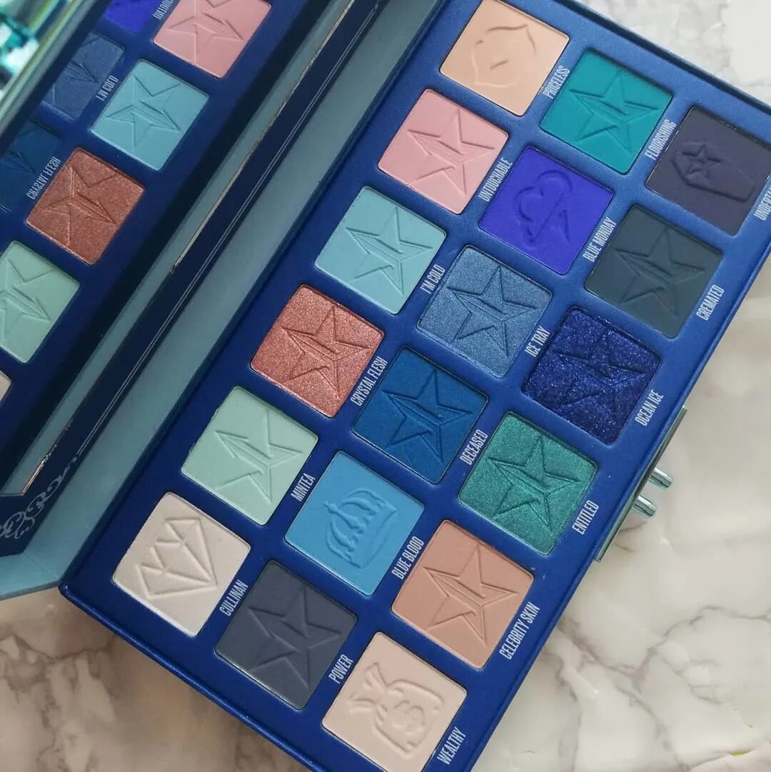 Jeffree star palettes. Jeffree star палетка теней. джеффри стар синяя палетка. палетка теней blue blood. палетка jeffree star blue blood.