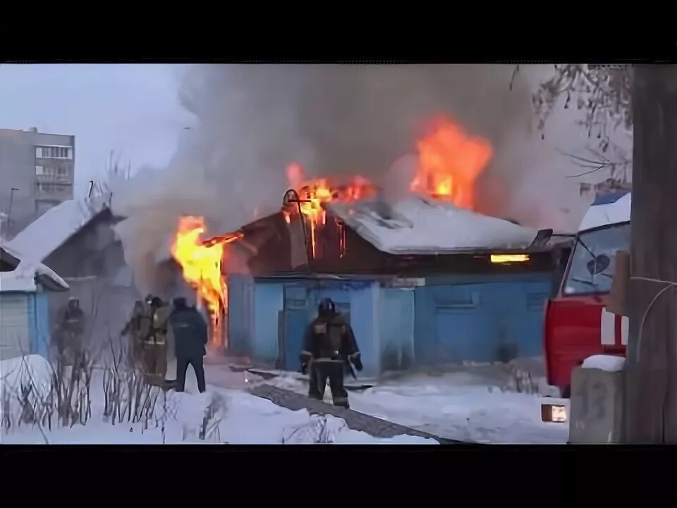 Пожар РОЛЬФ Лахта. Пожар на сиреневом 28 вчера. Певец аго сгорел дом. Лагерная 44 пожарт1.06 видео. Пожар в каневской