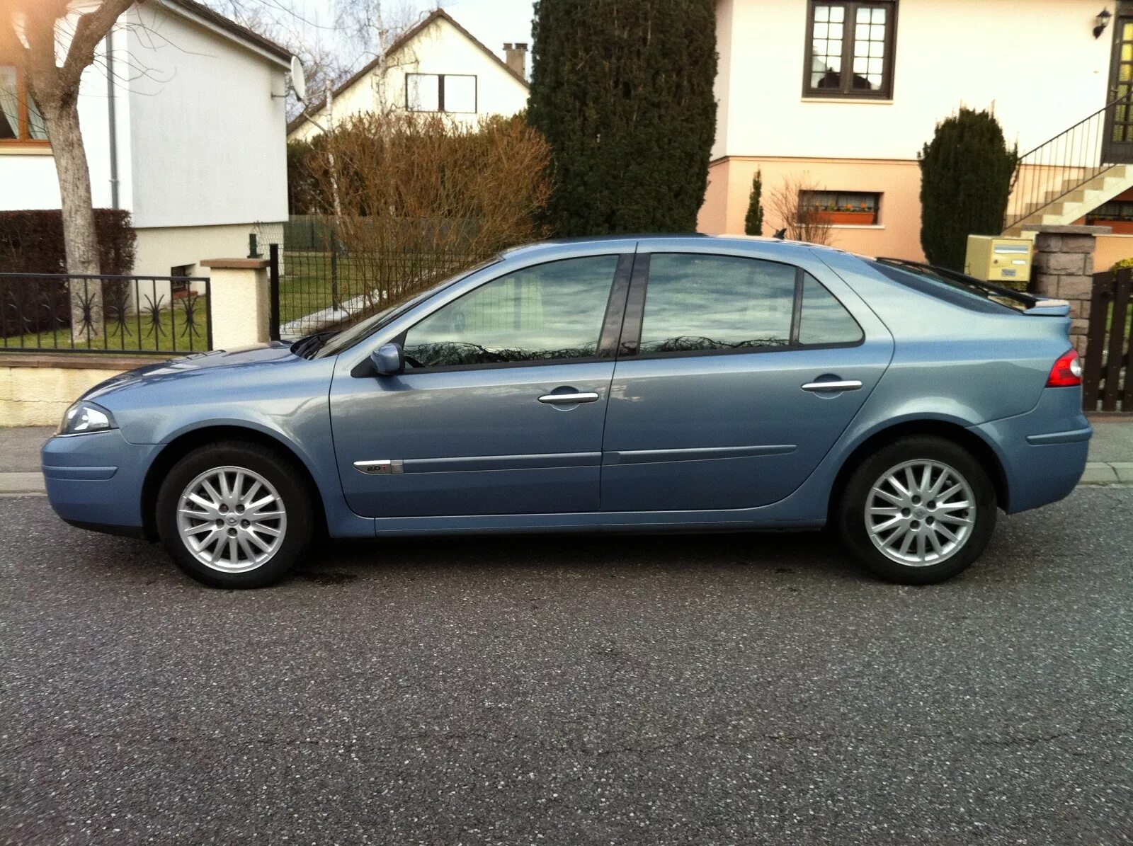 Renault Laguna II 2.0 бензиновый 2005 на DRIVE2