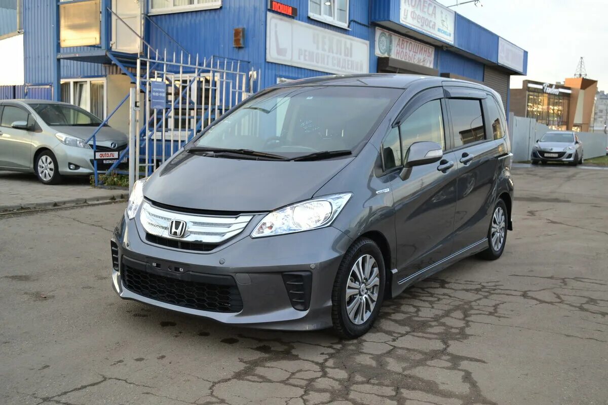 Фрид тюнинг. Honda freed. Honda freed 2013. Хонда Фрид 2 поколение. Хонда Фрид 2005.