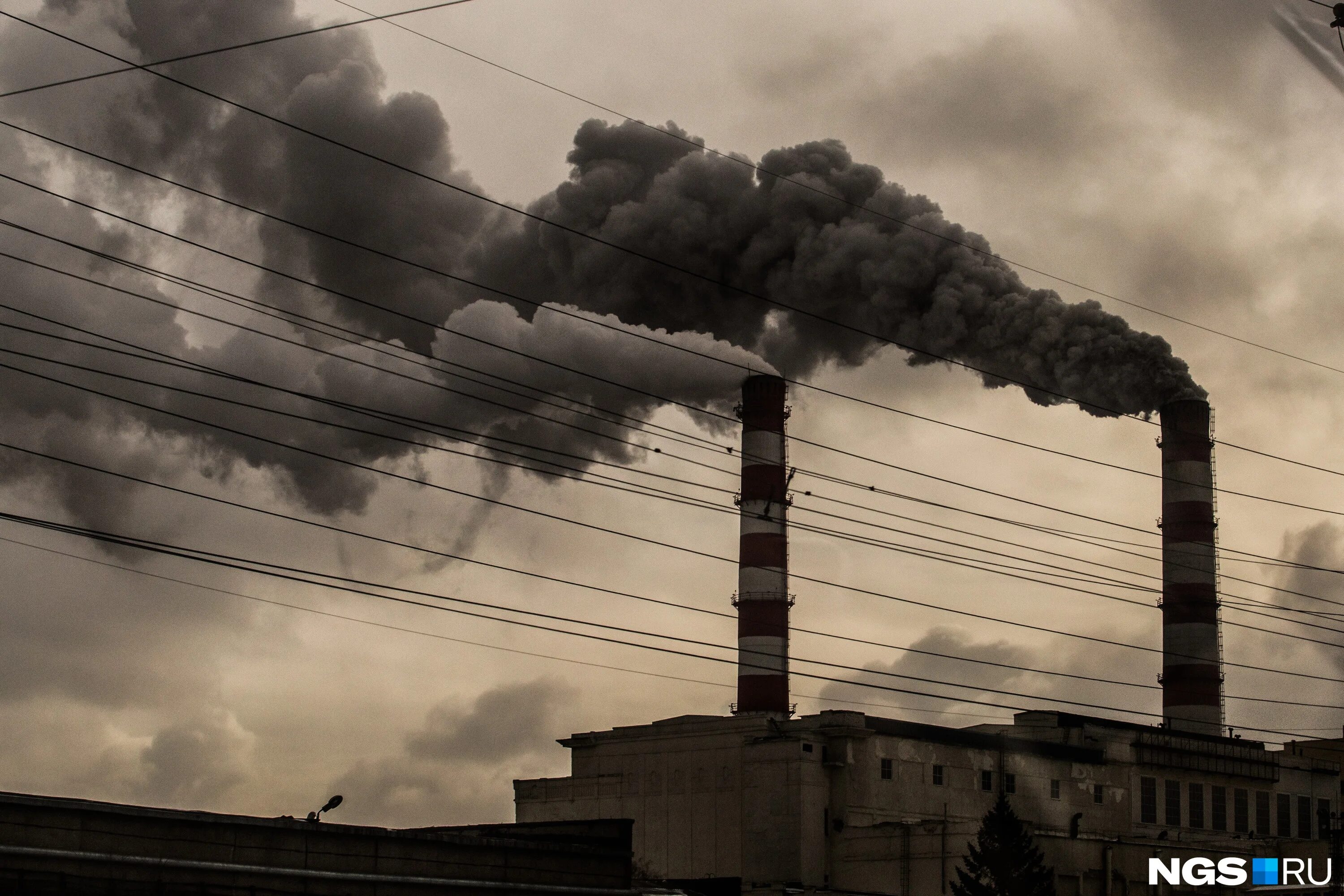 Воздух 3 новосибирск. Загрязнение атмосферы Новосибирск. Загрязненный воздух в Новосибирске. Экологические проблемы Новосибирска. Загрязнение воздуха ТЭЦ.