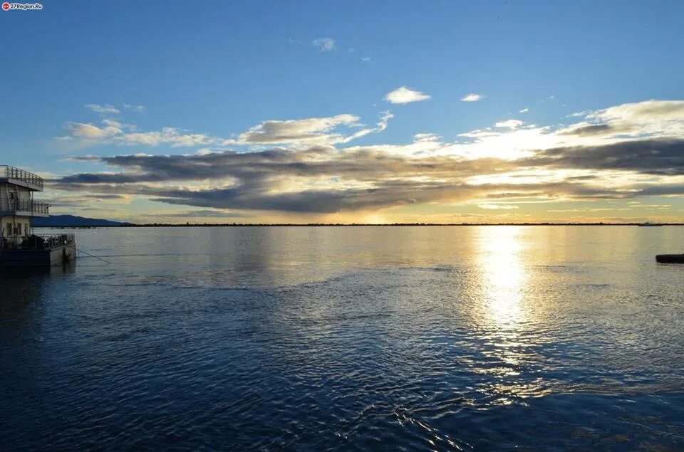 Река амур хабаровск вода. Река амур хабаровск. хабаровск река амур берег. река амур мост хабаровск. фото реки амур в хабаровске.