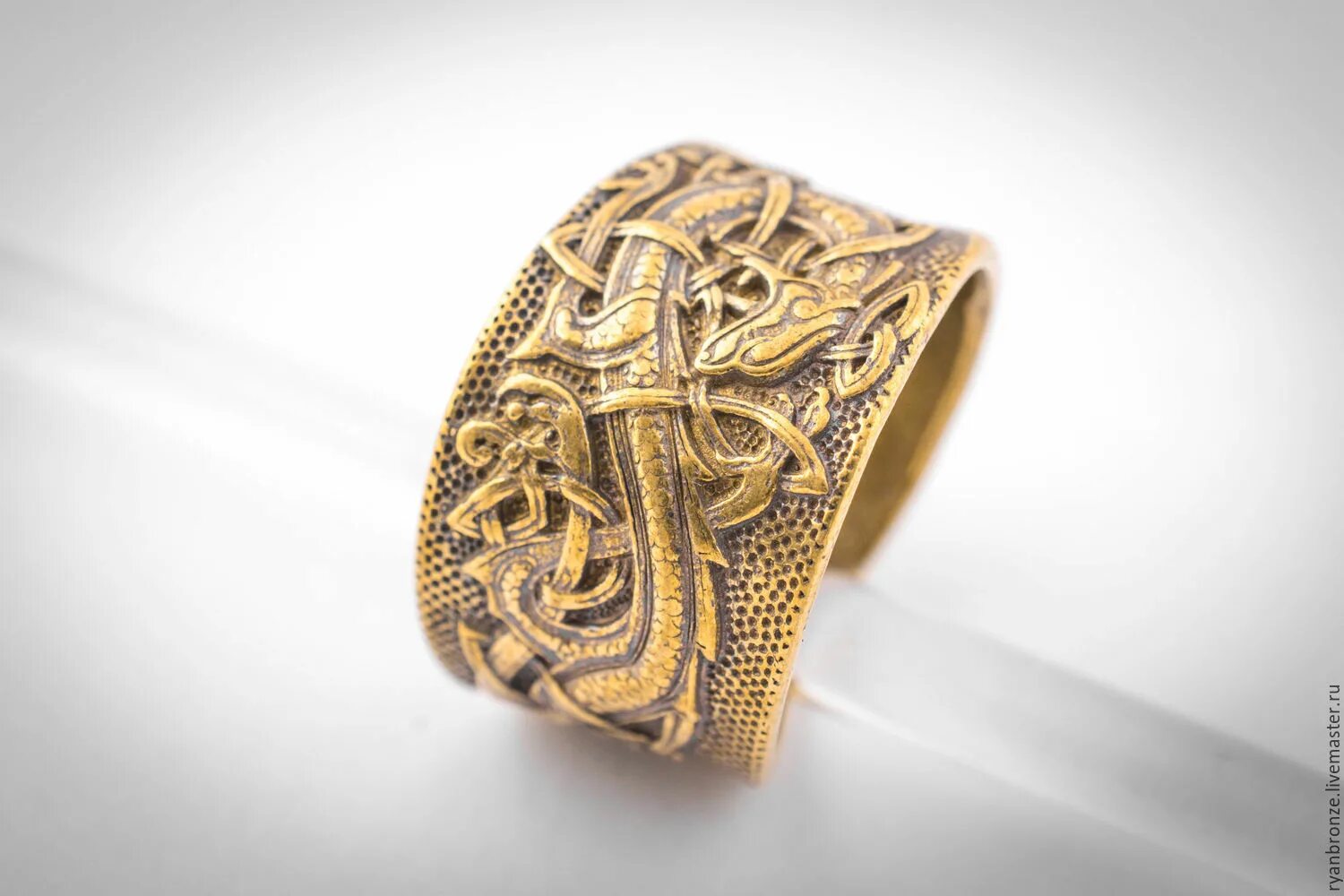 Кольцо оберег. Старославянское кольцо. Свадебник кольцо обручальное. Кольцо мужское коловрат. Старославянское кольцо.