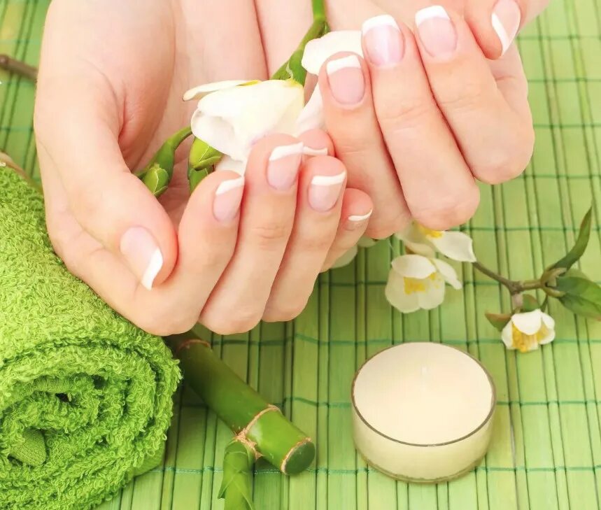 спа для рук. ванночка для рук. спа уход для рук. горячий спа маникюр. скрабирование ног.