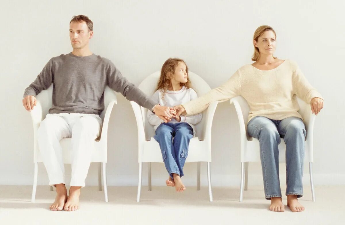Психолог и родители. Родители и дети. Семья у психолога. Психолог родители и дети.