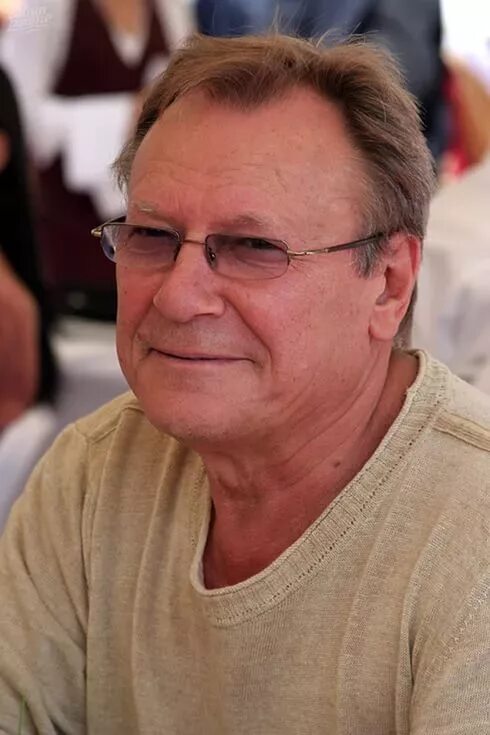 шакуров сергей каюмович. шакуров сергей каюмович молодой. р х шакуров. р х шакуров. нии педагогических наук армении в 1987 год.