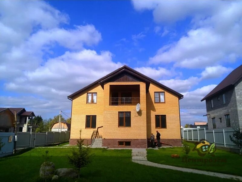 Бережки солнечногорск. Дом в районе солнечногорска. Д бережки солнечногорского района. Поварово ленинградское шоссе. Деревня коськово солнечногорский район.