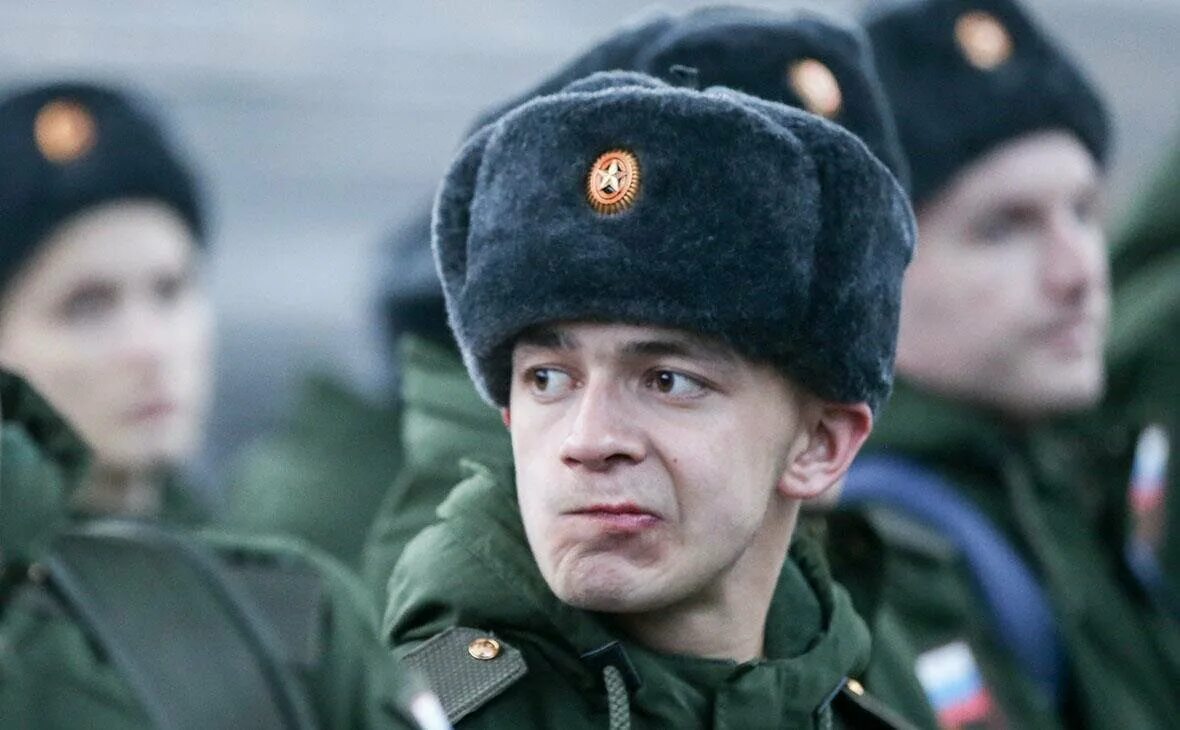 Военный призыв. Призывники. Срочники видео. Солдат армии россии. Срочники.
