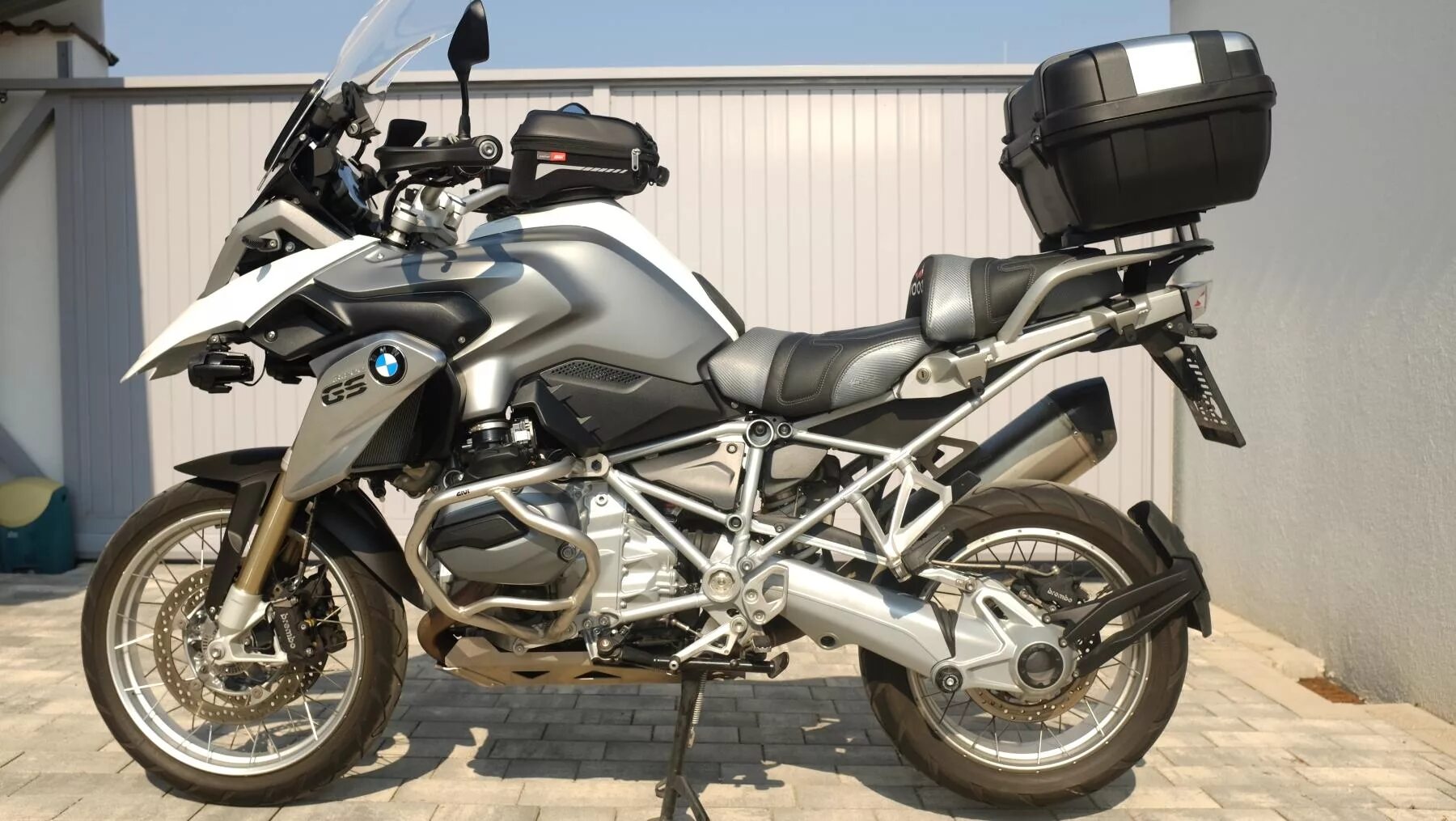 Мотоцикл БМВ r1200gs. Мотоцикл BMW GS 1200. BMW r1200gs LC. R1200gs Adventure k25. Бмв gs купить