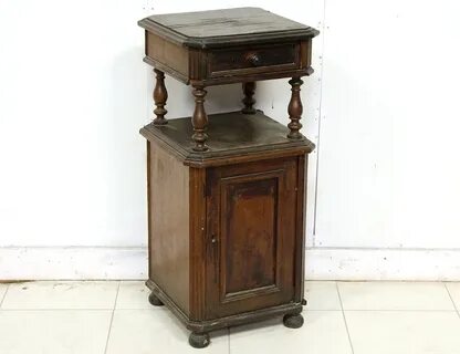 Антикварные тумбы