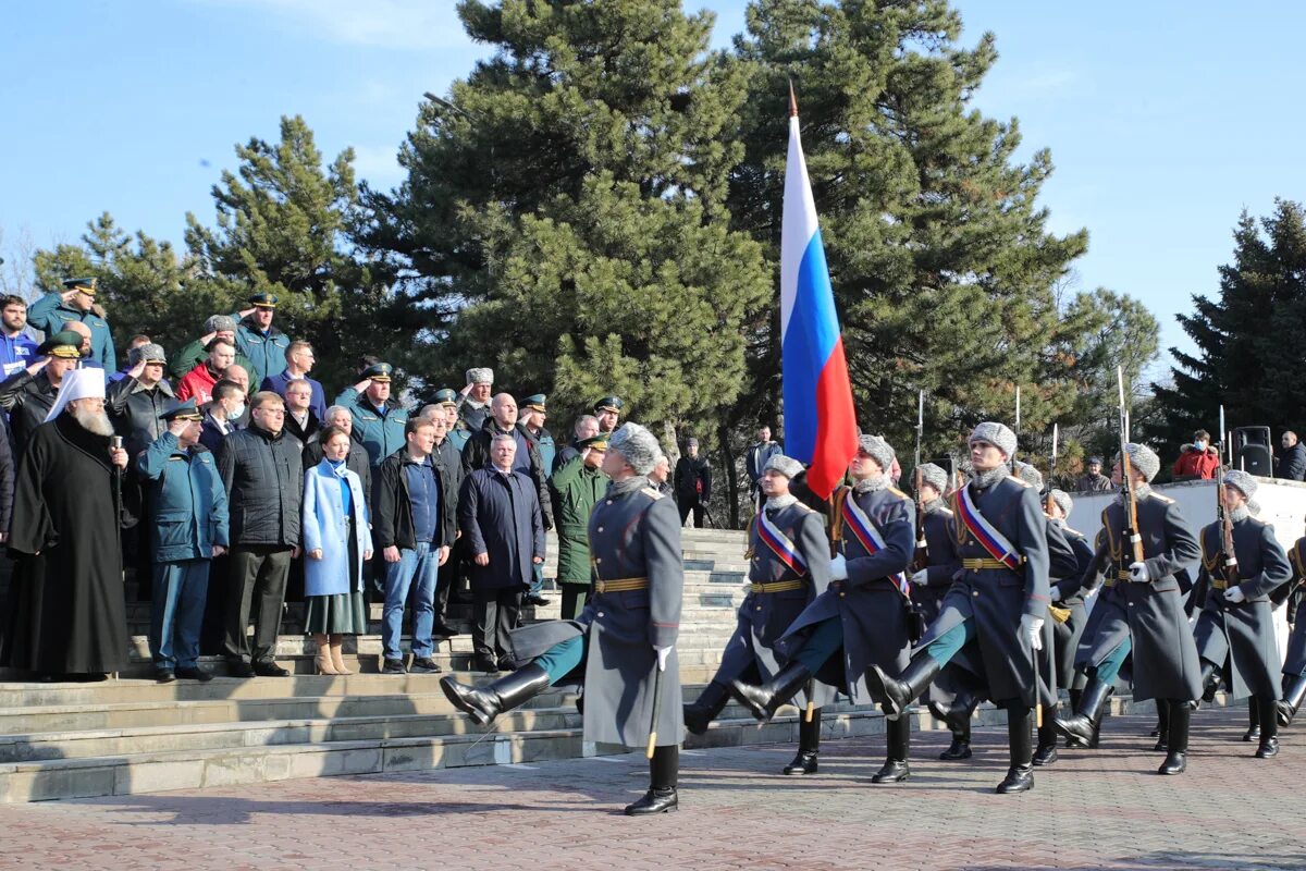 Возложение на 23 февраля. Возложение цветов 23 февраля. Возложение цветов в день защитника Отечества. Мероприятия к 23 февраля.