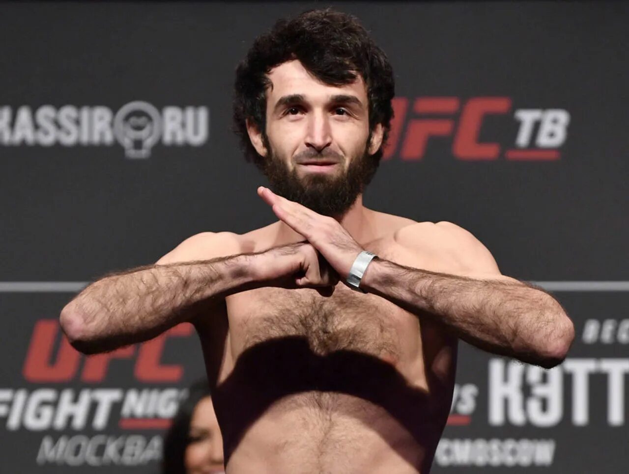 Забит чемпион. Магомедшарипов боец ufc. забит магомедшарипов юфс. магомед шарипов борец забит. забит магомедшарипов ушу саньда.